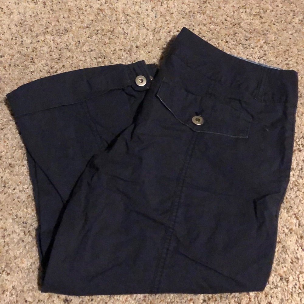 Capris - Picture 2 of 2